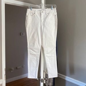 White skinny jeans